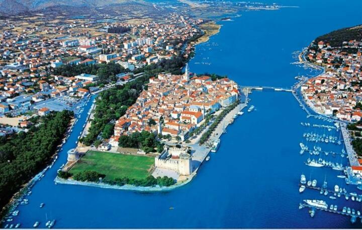 Apartment Beljan Trogir Buitenkant foto